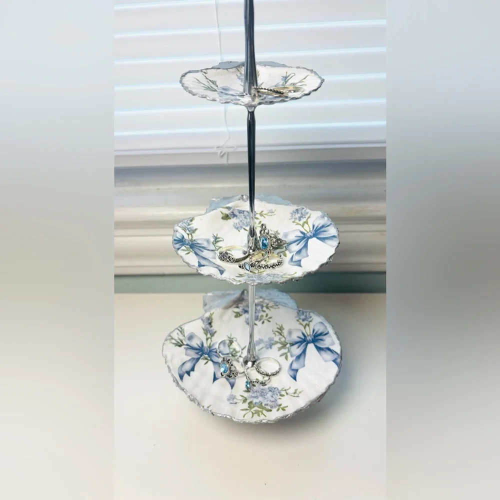 Handmade 3 Tier Scallop Shell Jewelry Stand With Blue Bow Decoupage design